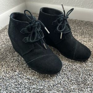 Tom's ankle boots